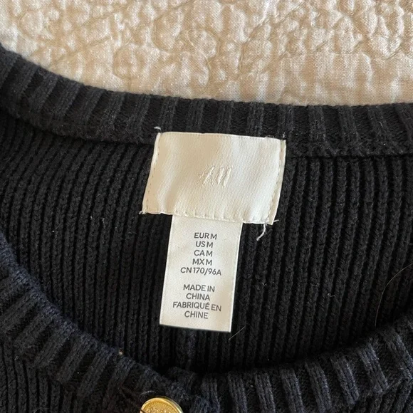 H&M Rib Knit Button-Front Dress - Picture 4 of 6